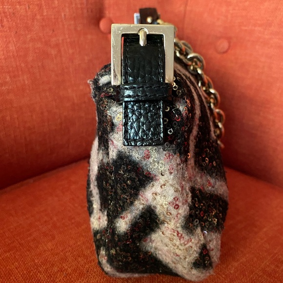 Fendi bag - Picture 6 of 16